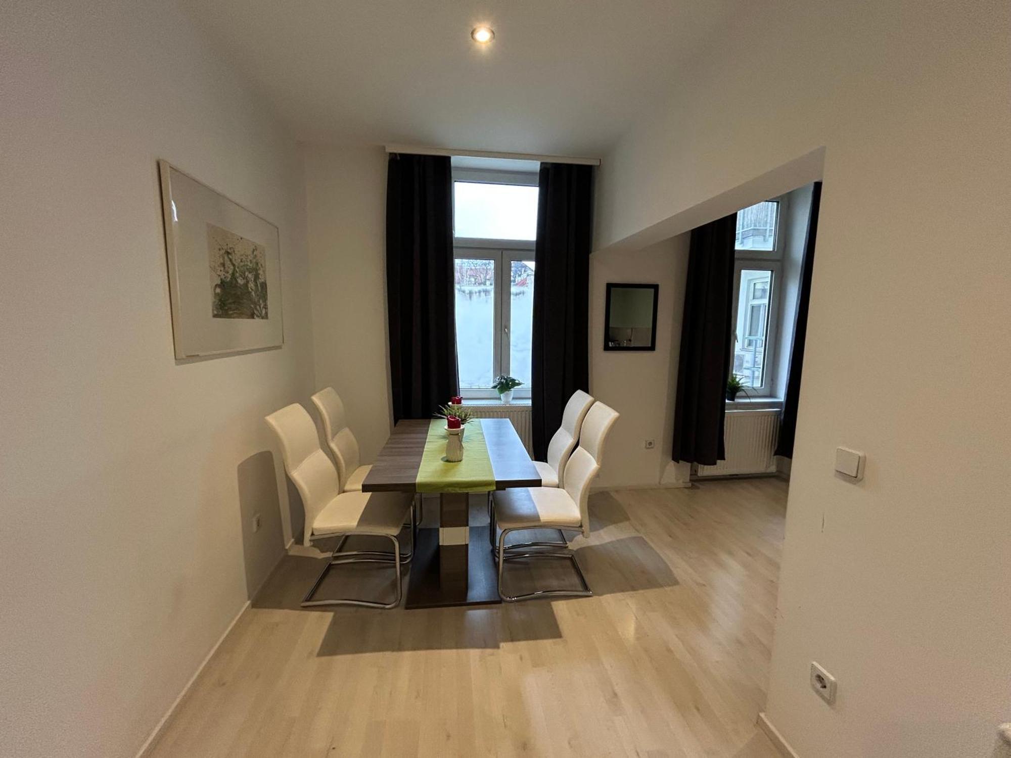 Schoene, Helle In Stadtnaehe Apartamento